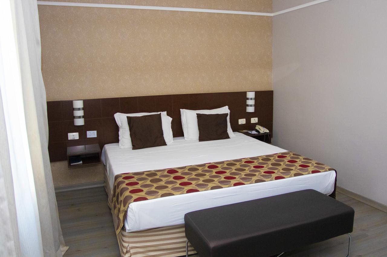 Class Hotel Guaxupe