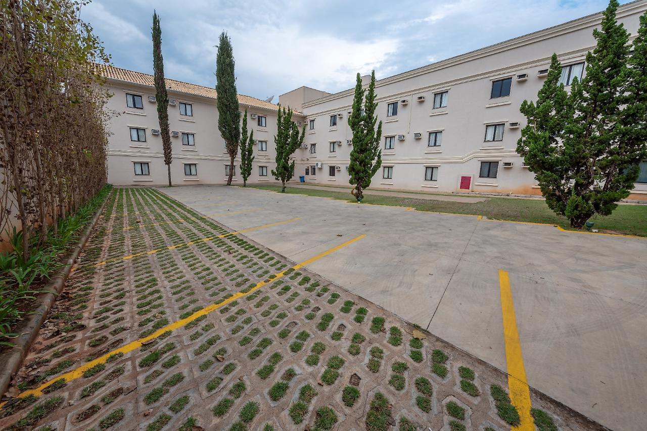 Class Hotel Guaxupe