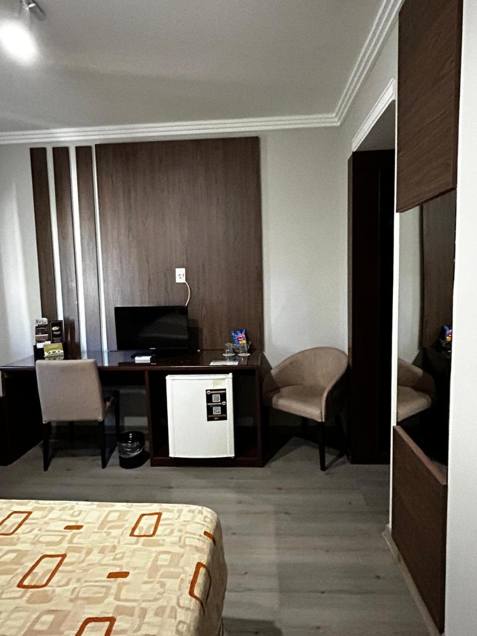 Class Hotel Guaxupe
